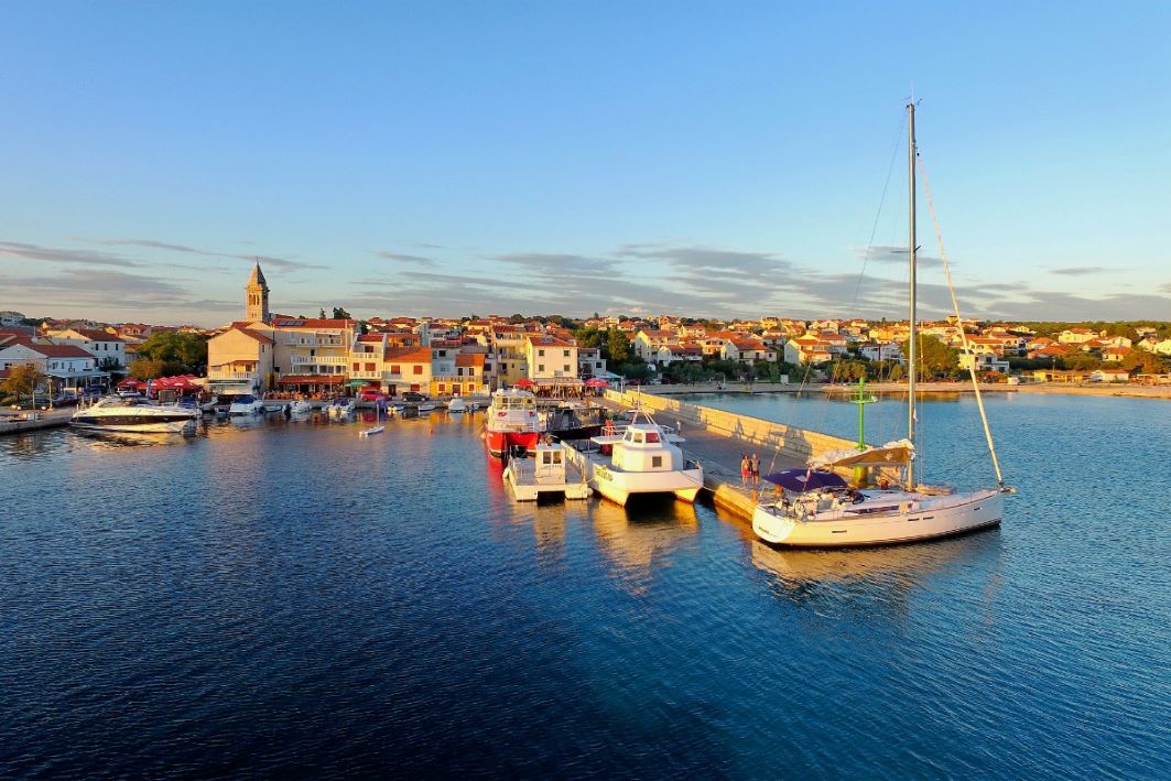 A picture of the center of Pakoštane and the church, taken from the sea.